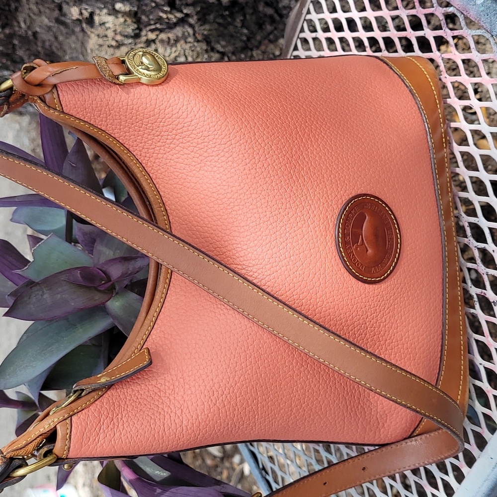Vintage Dooney & Bourke AWL Sweet Peachy Hobo - Picture 10 of 16